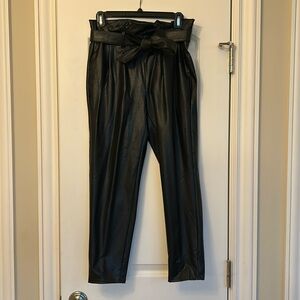 White House Black Market 2P leather pant with belt